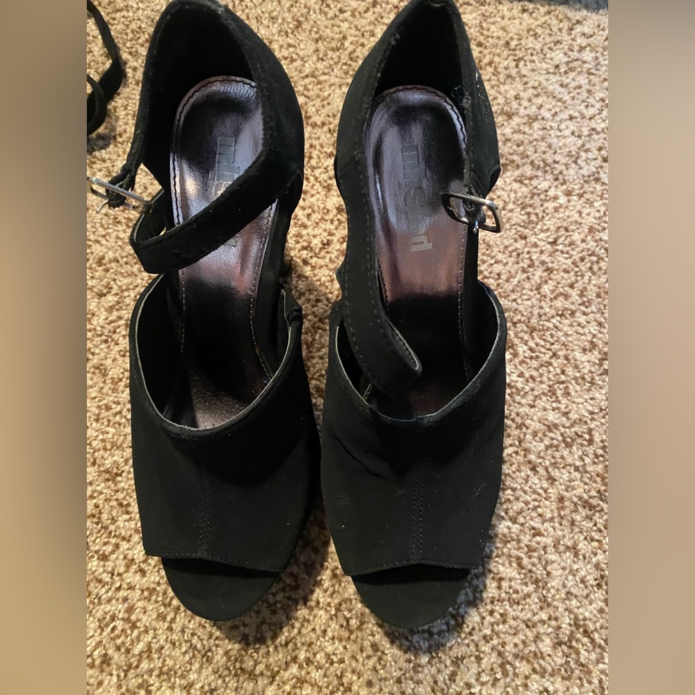 Black Women's Heels
